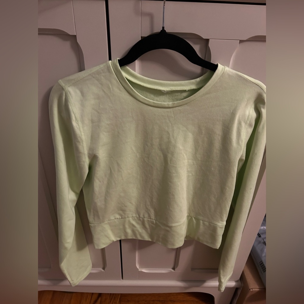 Light Green Long Sleeve Crop Top - Picture 3 of 5